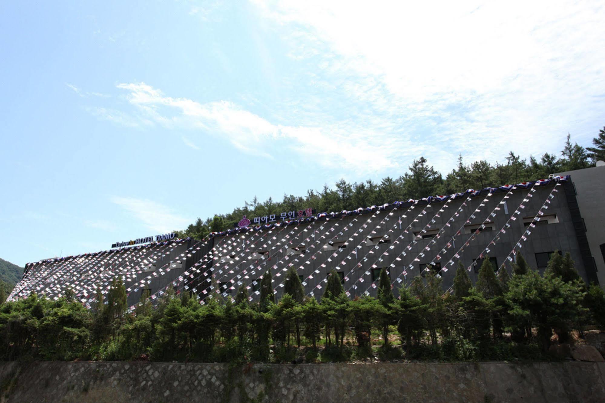 Drive In Hotel Tiamo Pocheon Exterior photo