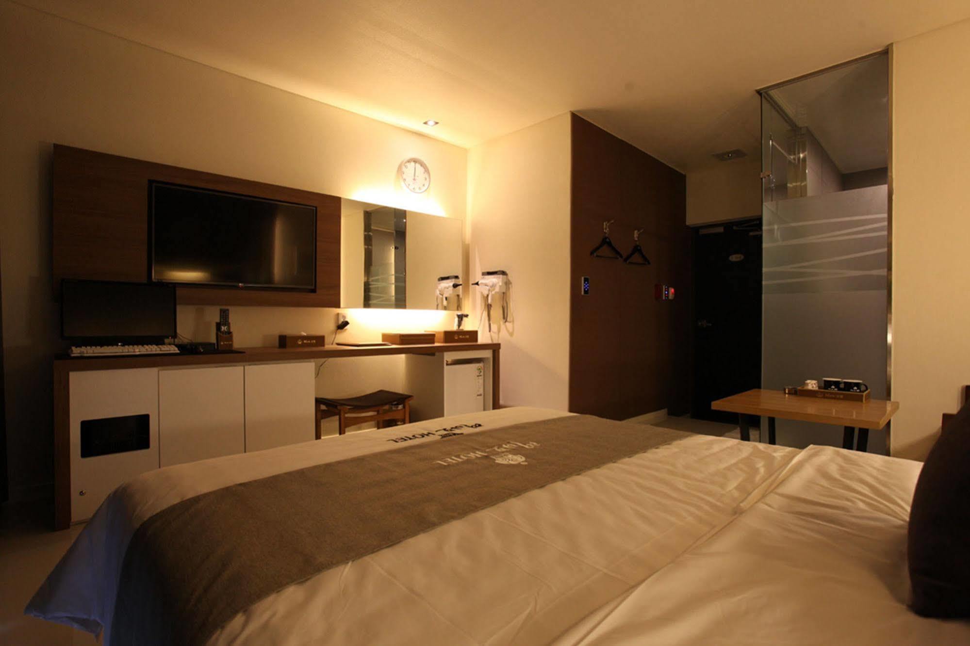 Drive In Hotel Tiamo Pocheon Exterior photo